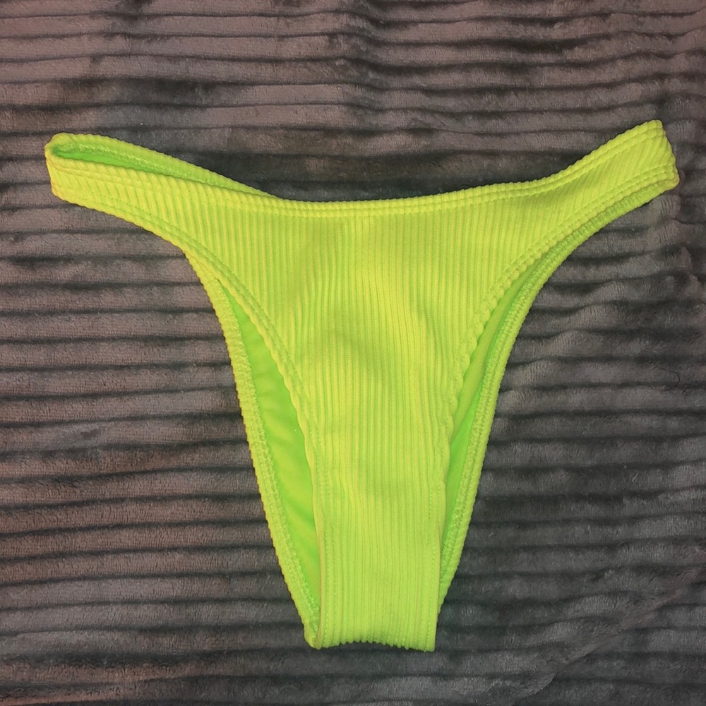 Bikini bottom